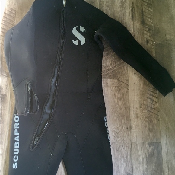 Women wetsuit 7mm medium 2 pieces Scuba Pro - Picture 5 of 6